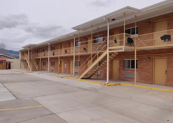 Skyline Motor Motel 2*